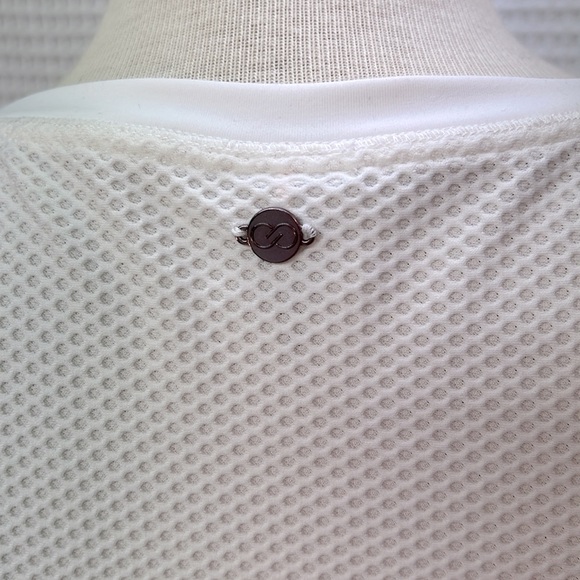 calia by carrie underwood white pullover athletic long sleeve top womens XL. EUC - Picture 5 of 7